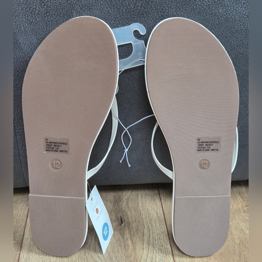 Shade & Shore Women's Cream Cali Flip Flop Sandals Size: 12 - Picture 7 of 7